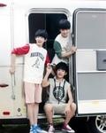 tfboys在火车上相遇